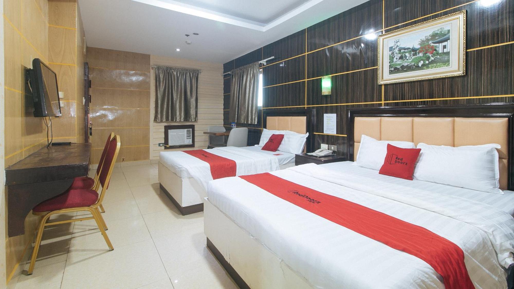 Reddoorz At Winter Hotel Araneta เกซอนซิตี้ ภายนอก รูปภาพ